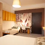 住宿加早餐酒店 La Volpina 里米尼