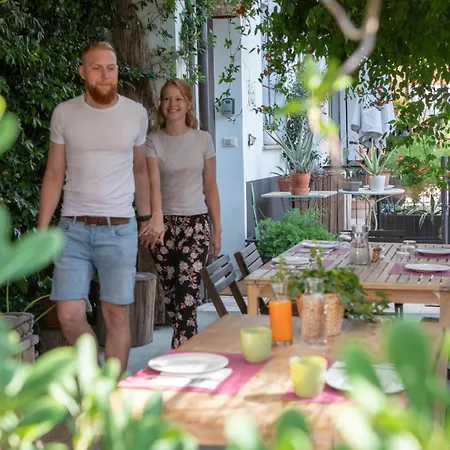 La Volpina Bed and breakfast